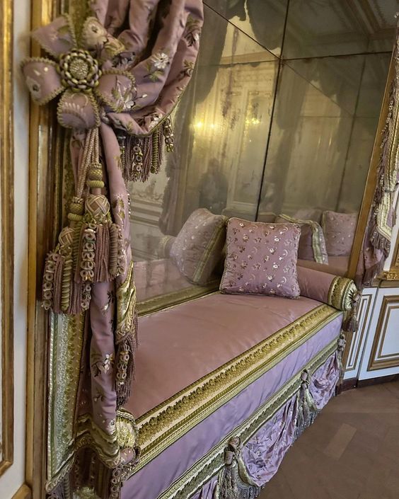 Habitually Chic® » My Visit to Marie-Antoinette's Private Chambers at  Versailles