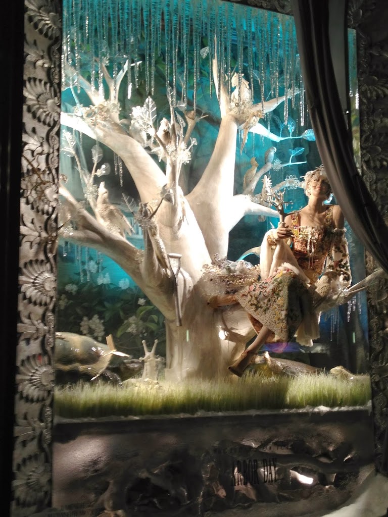 Eye Candy: Bergdorf Goodman's Holiday Windows and the Enduring Art of  Selling