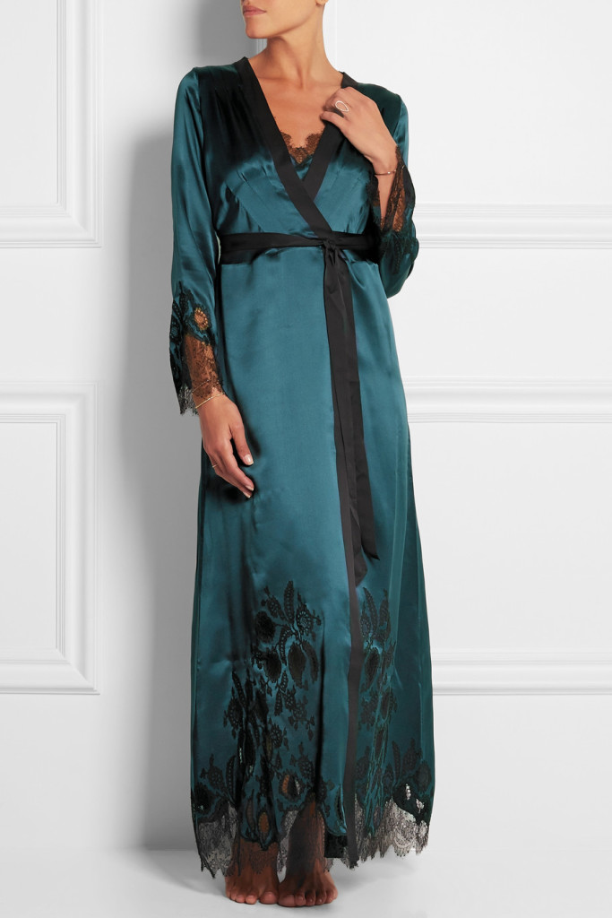 loungewear-nightgowns-robes-habituallychic-007